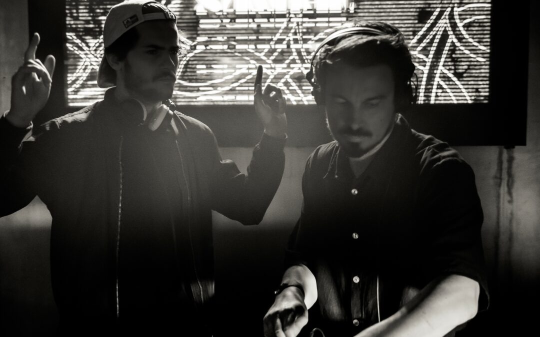 The Dark side of the groove